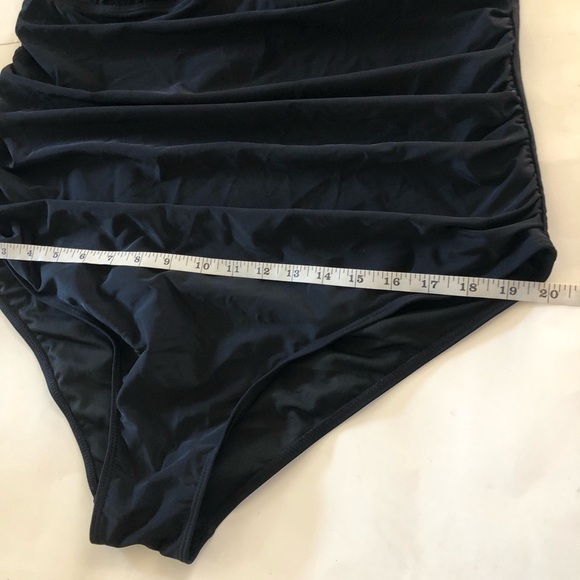 Aqua Eve Halter Keyhole Ruched Tummy Control One-Piece Swimsuit Plus Size 22W - Picture 13 of 16